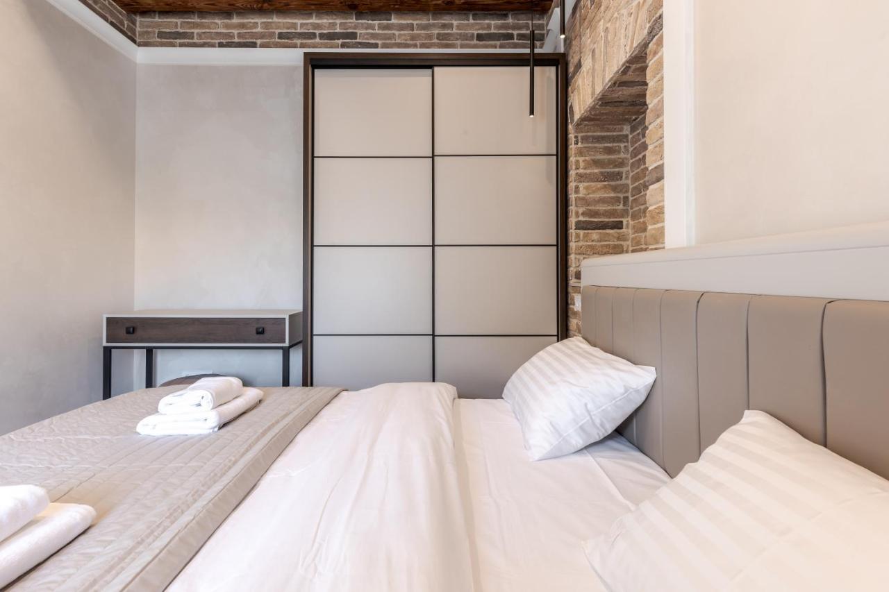 View On Rynok Square Apartments Lviv Ngoại thất bức ảnh