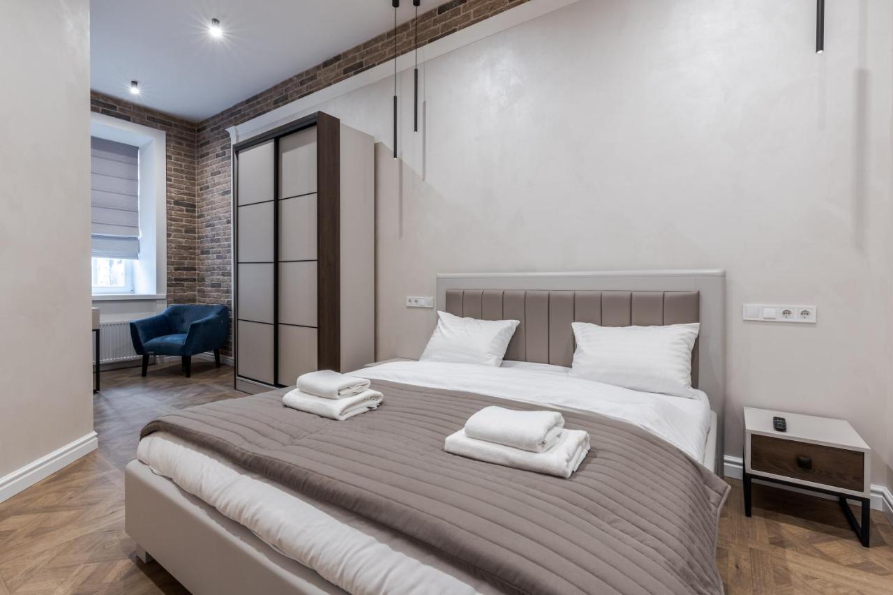 View On Rynok Square Apartments Lviv Ngoại thất bức ảnh