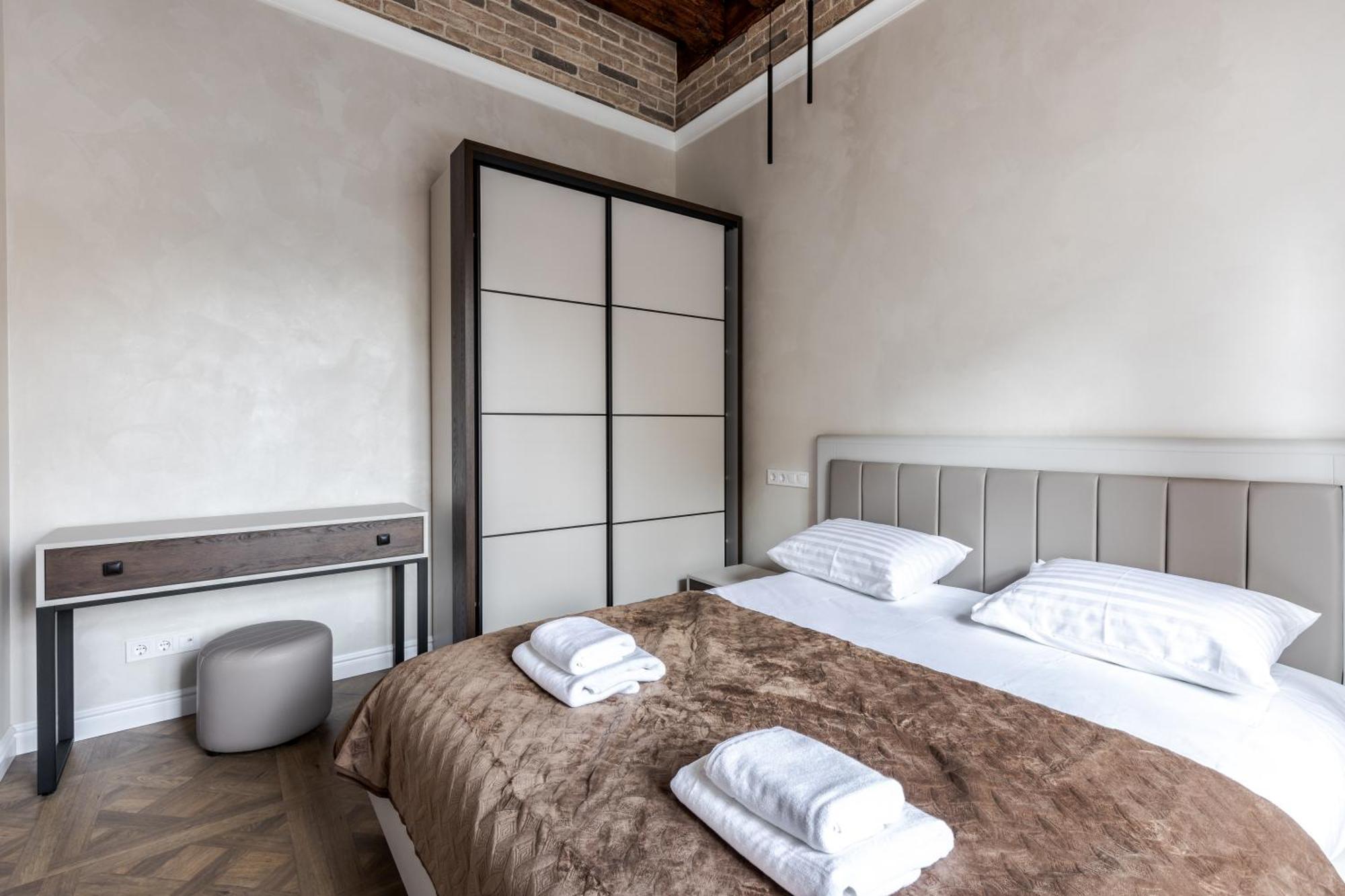 View On Rynok Square Apartments Lviv Ngoại thất bức ảnh